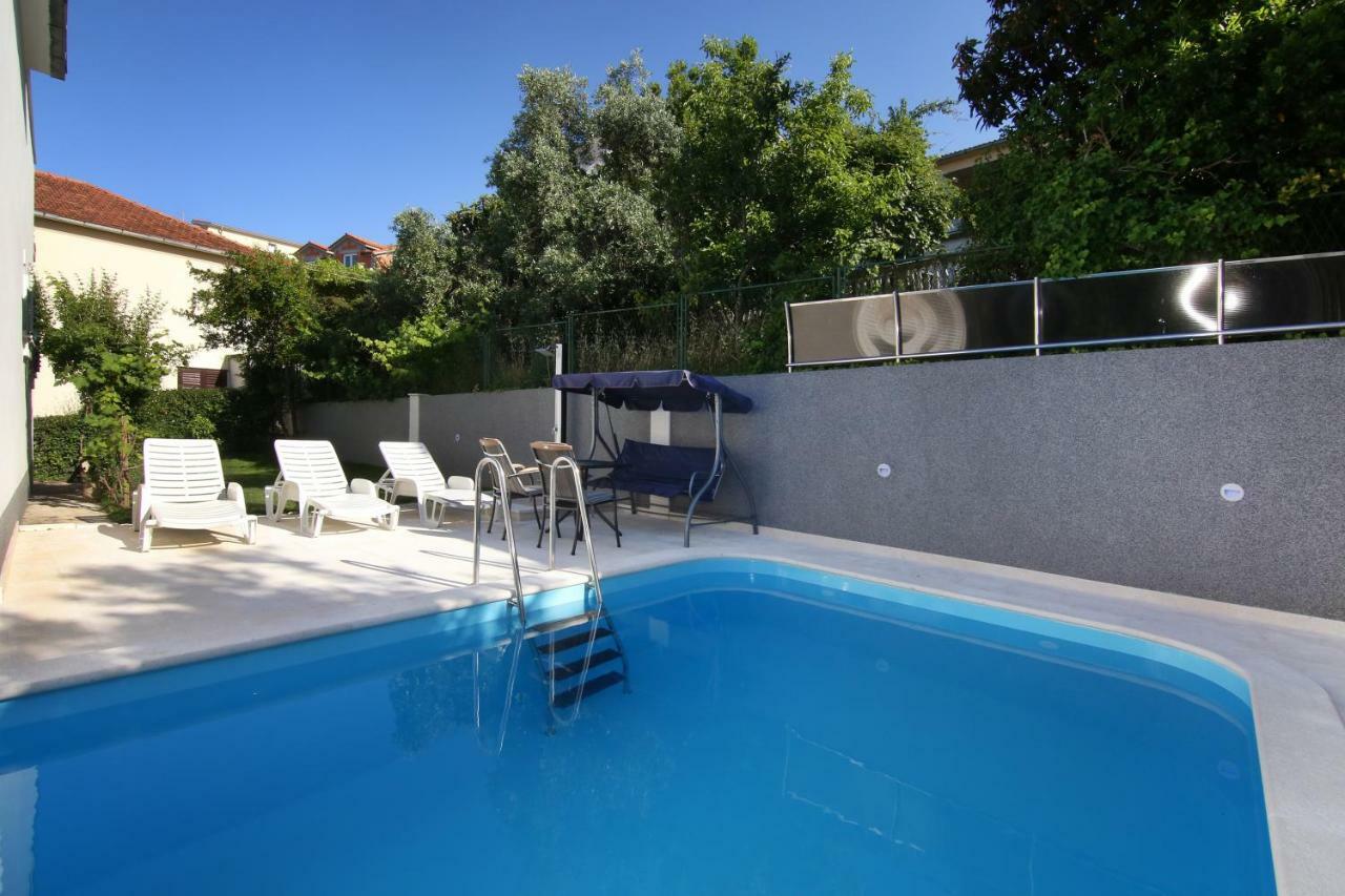 特罗吉尔Luxury House With Pool别墅 外观 照片