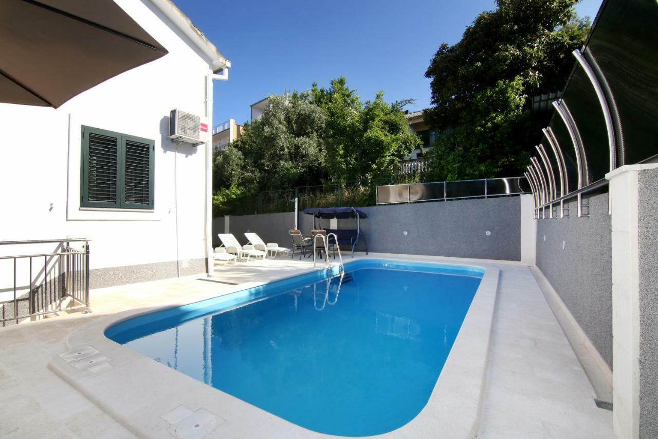 特罗吉尔Luxury House With Pool别墅 外观 照片